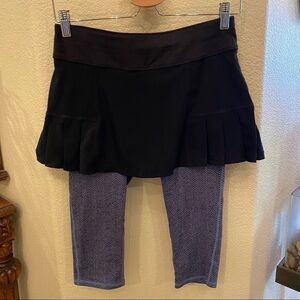 ATHLETA Tennis Skirt with Cropped Leggings-Xsmall